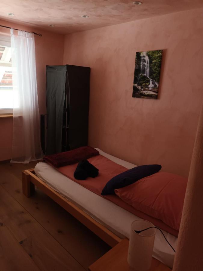 Musik Und Theater Gasthof Roessle - Rooms For Angels Burladingen 外观 照片